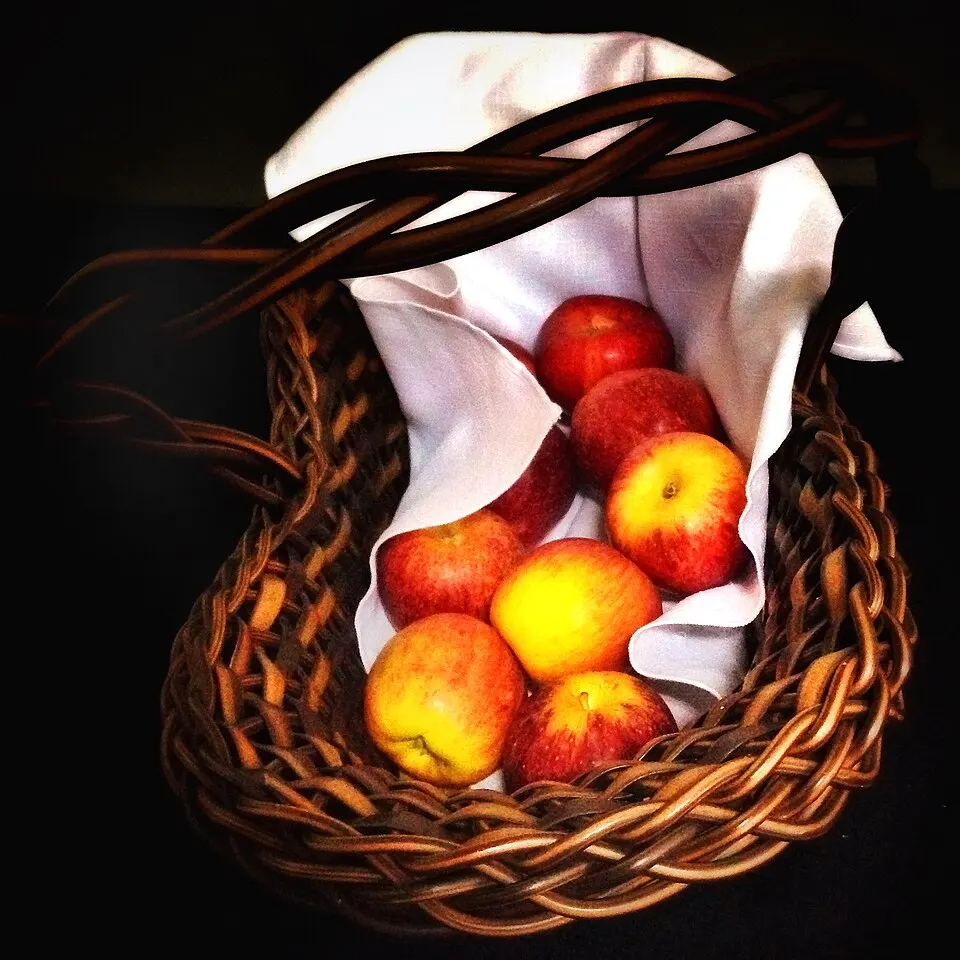Pommes dans un contenant
